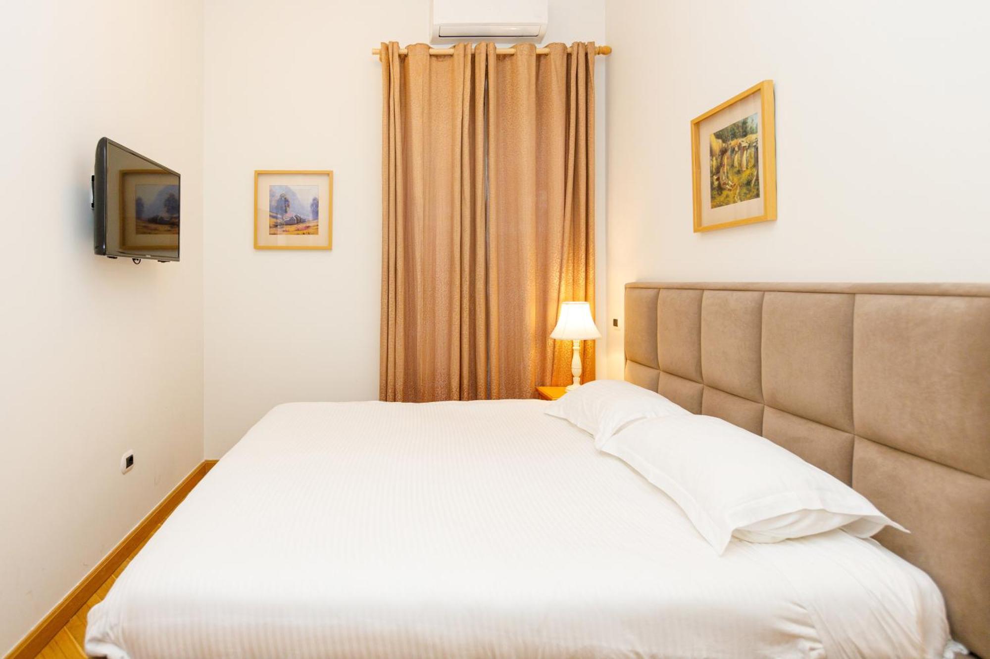 Le Palazzine Hotel Влёра Экстерьер фото
